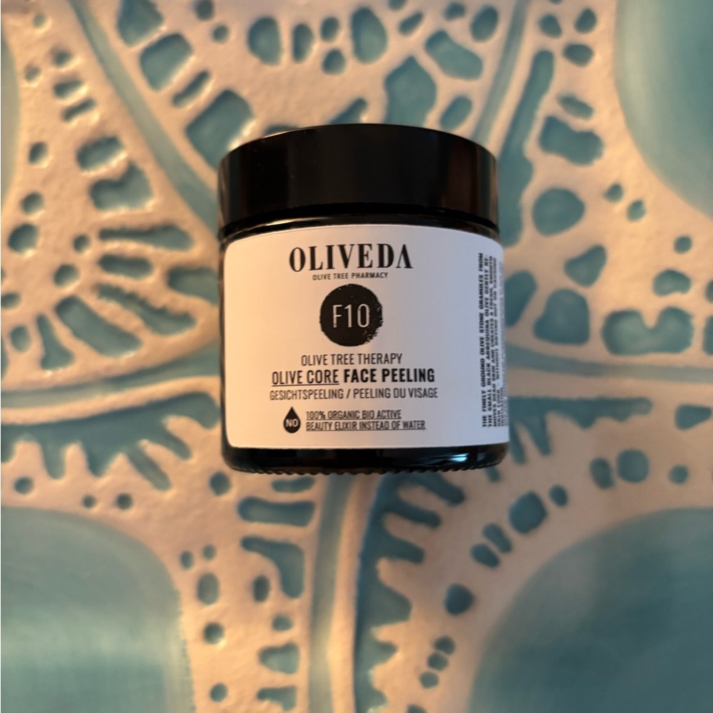 New ~ Oliveda F10 Olive Core Face Peeling ~